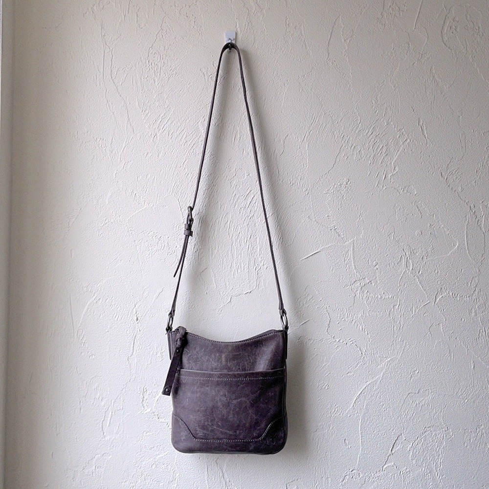 💜 Frye - Melissa Swing Pack Zip Crossbody Bag in Color Amethyst - Picture 5 of 16